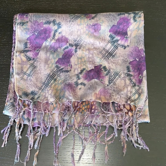 Reversible Oblong scarf - Picture 5 of 5